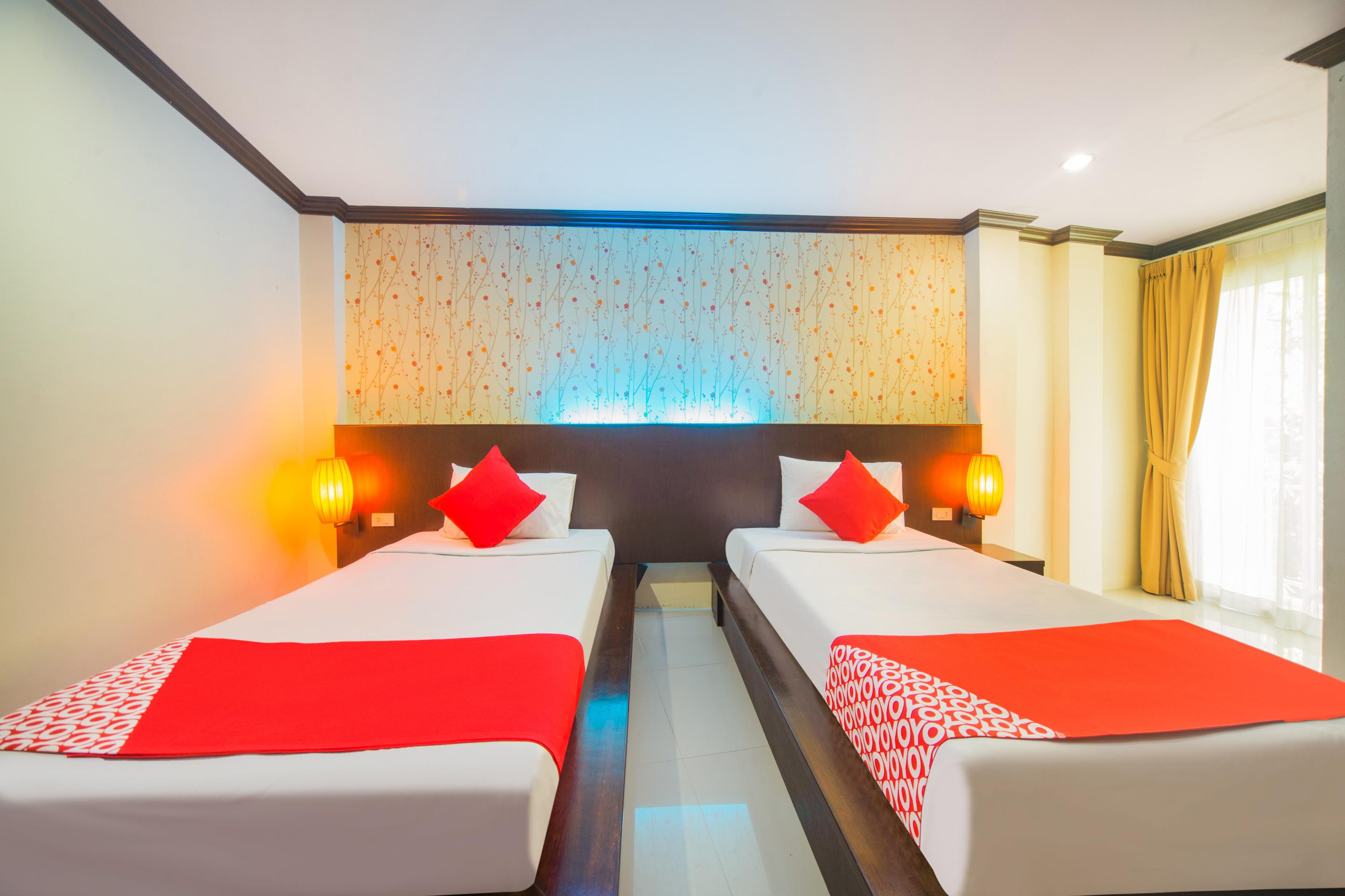 Oyo 232 Patong City Hometel Luaran gambar