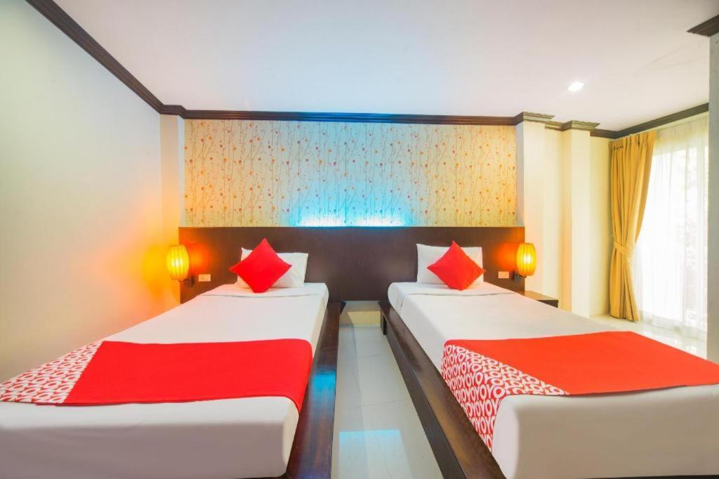 Oyo 232 Patong City Hometel Luaran gambar