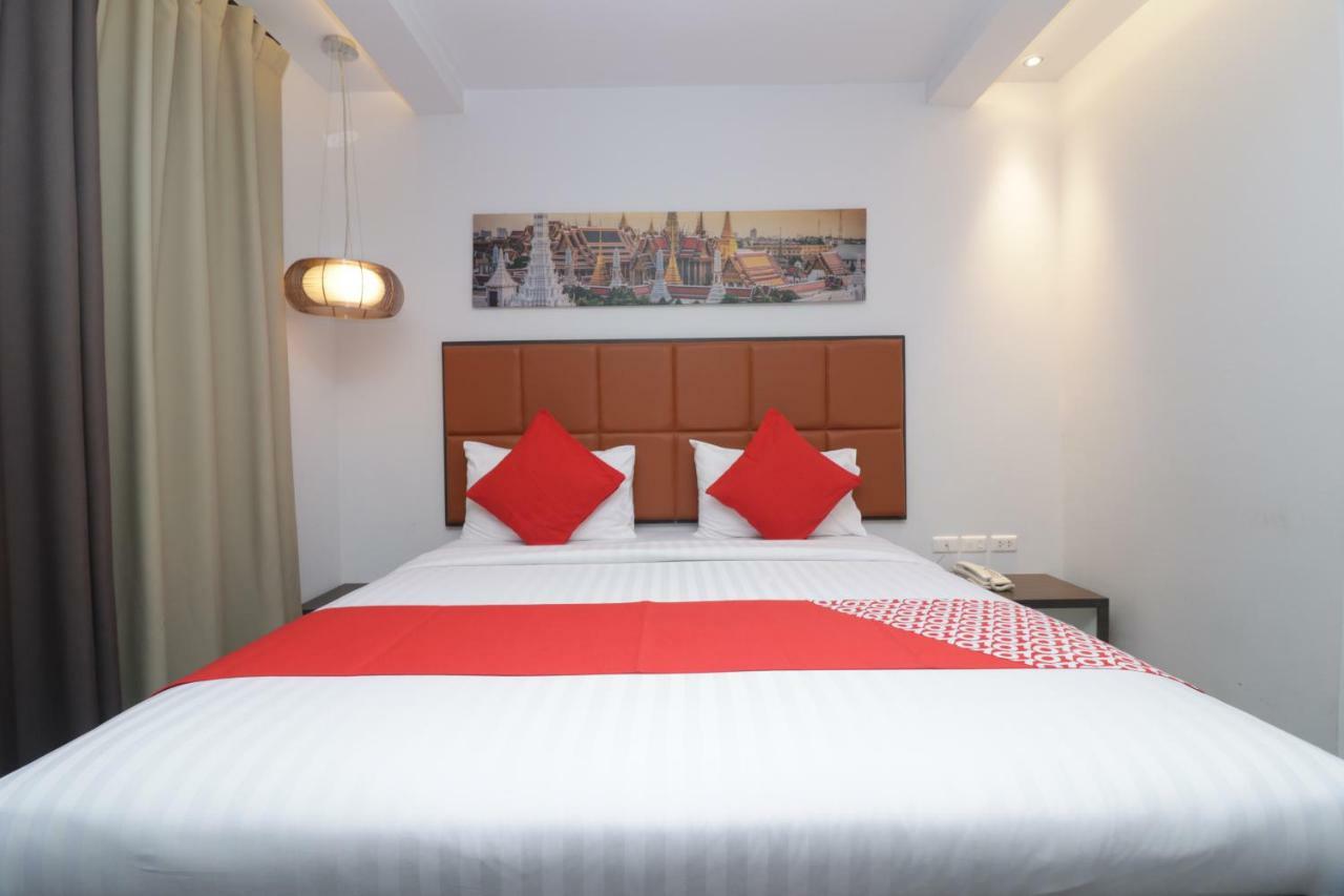 Oyo 232 Patong City Hometel Luaran gambar