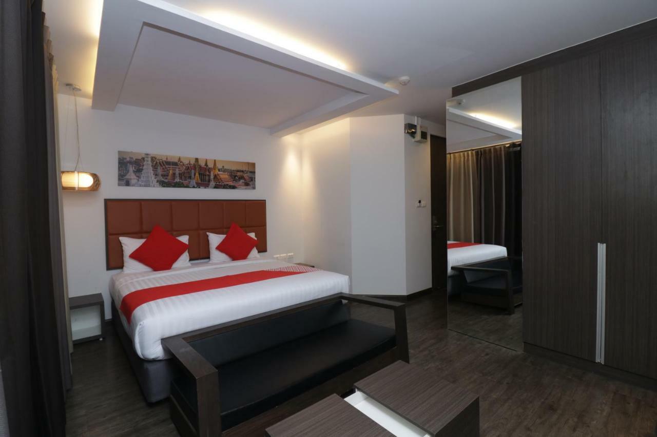 Oyo 232 Patong City Hometel Luaran gambar